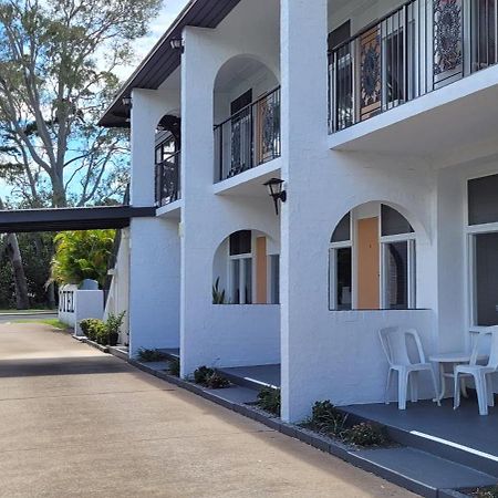 Tower Court Motel - Adults Only Haven Херви-Бэй Экстерьер фото