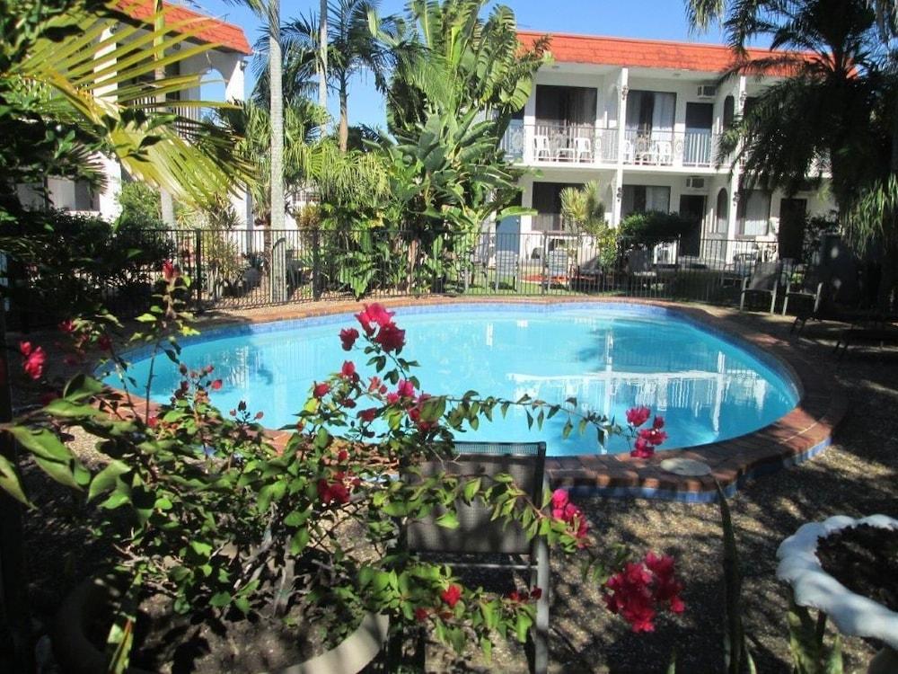 Tower Court Motel - Adults Only Haven Херви-Бэй Экстерьер фото